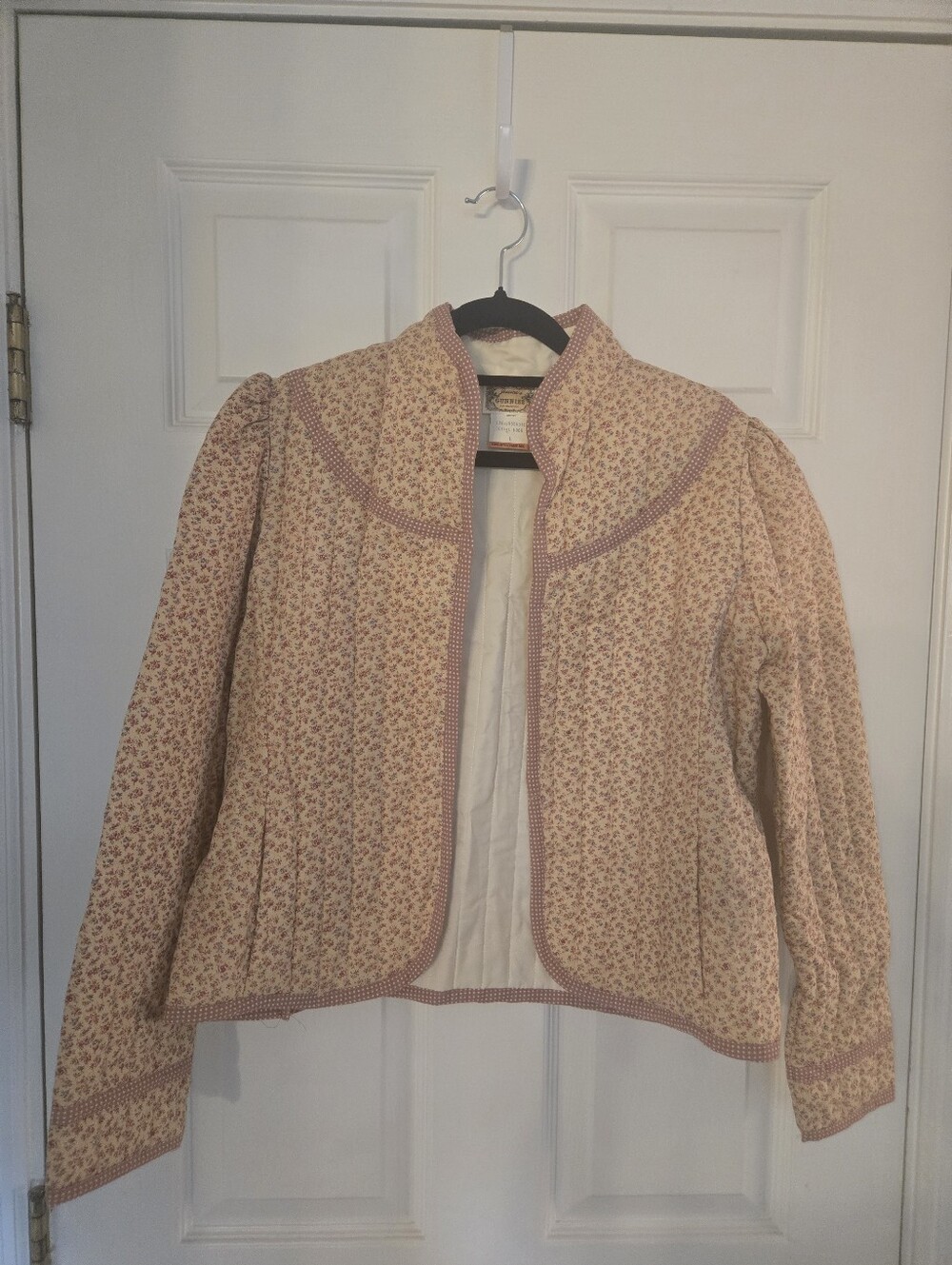 Vintage Jessicas Gunnies Quilted Jacket Pink Flower Cottagecore Romantic Prairie